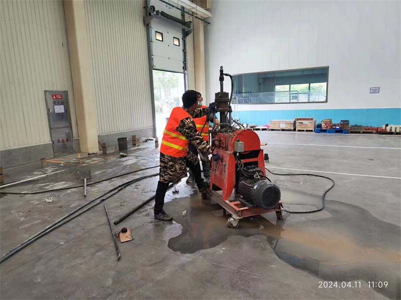 清水河厂房地面下沉塌陷注浆加固施工